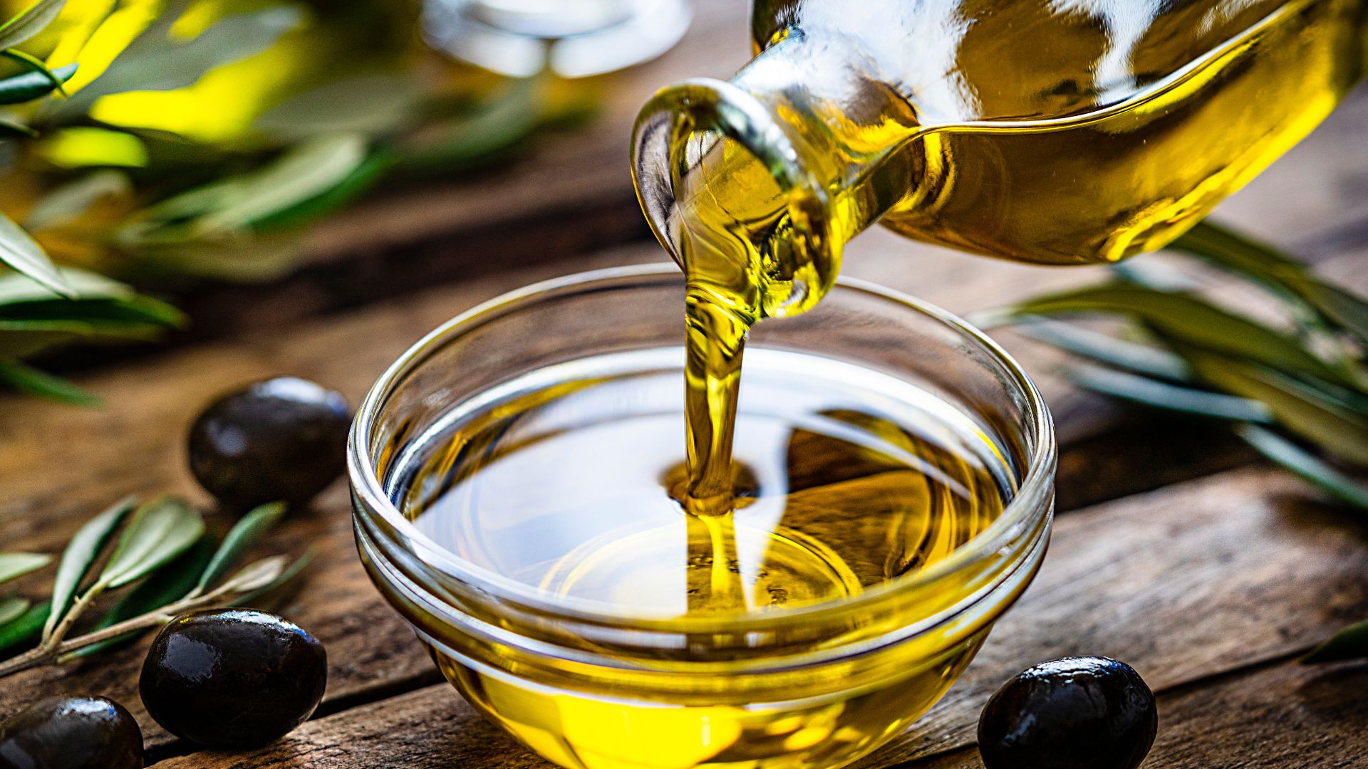 The anti-inflammatory action of olive oil in the daily diet